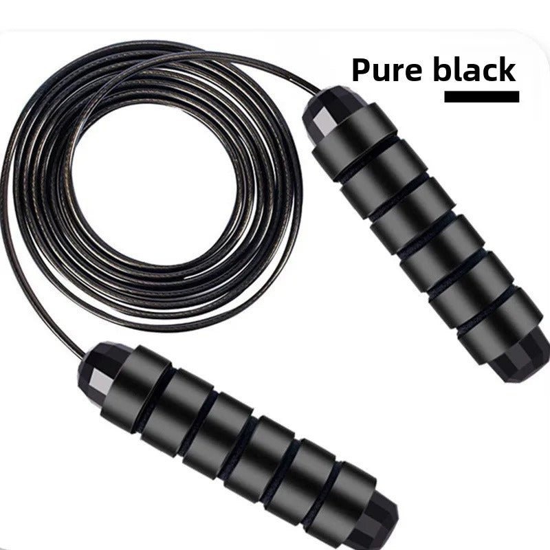 Corde à sauter noir pur avec  poignées ergonomiques et câble ajustable 